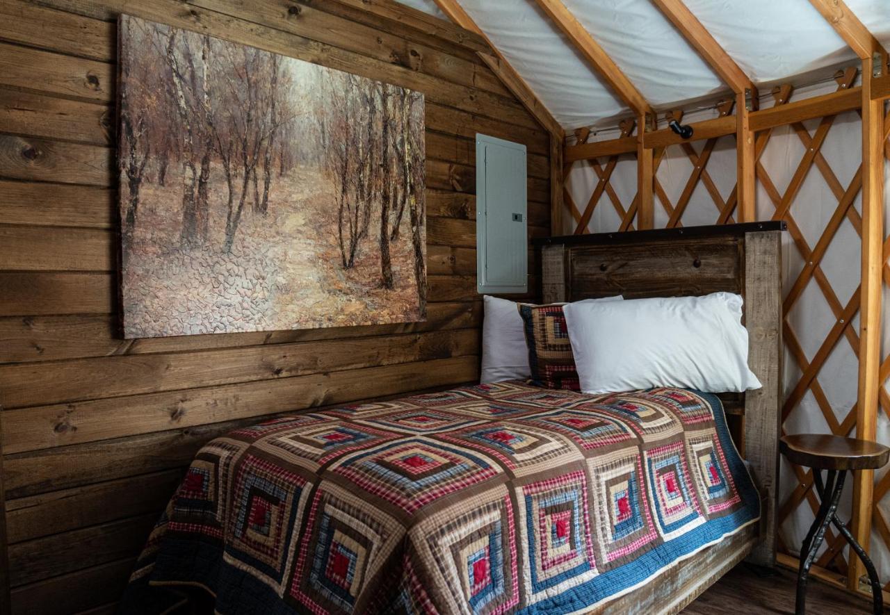 Staynantahala - Smoky Mountain Cabins And Luxury Yurts Aquone Buitenkant foto