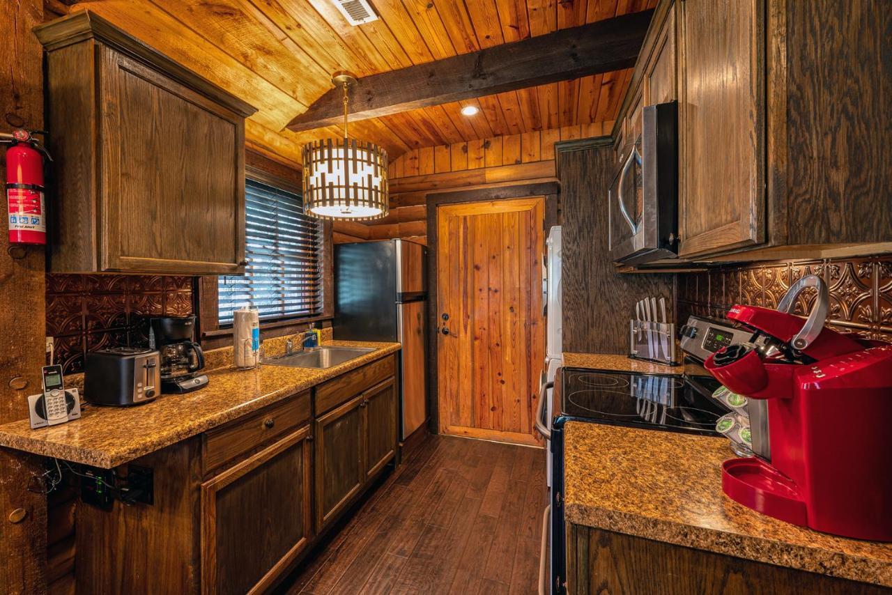 Staynantahala - Smoky Mountain Cabins And Luxury Yurts Aquone Buitenkant foto